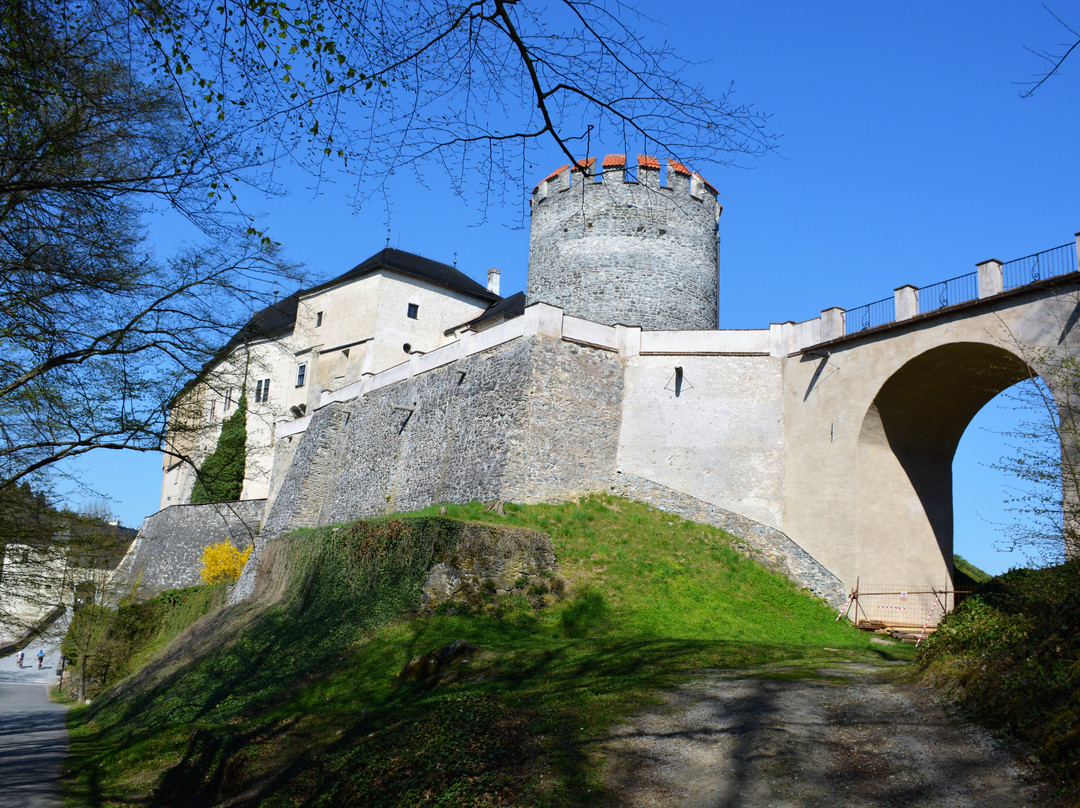 Cesky Sternberk Castle景点图片