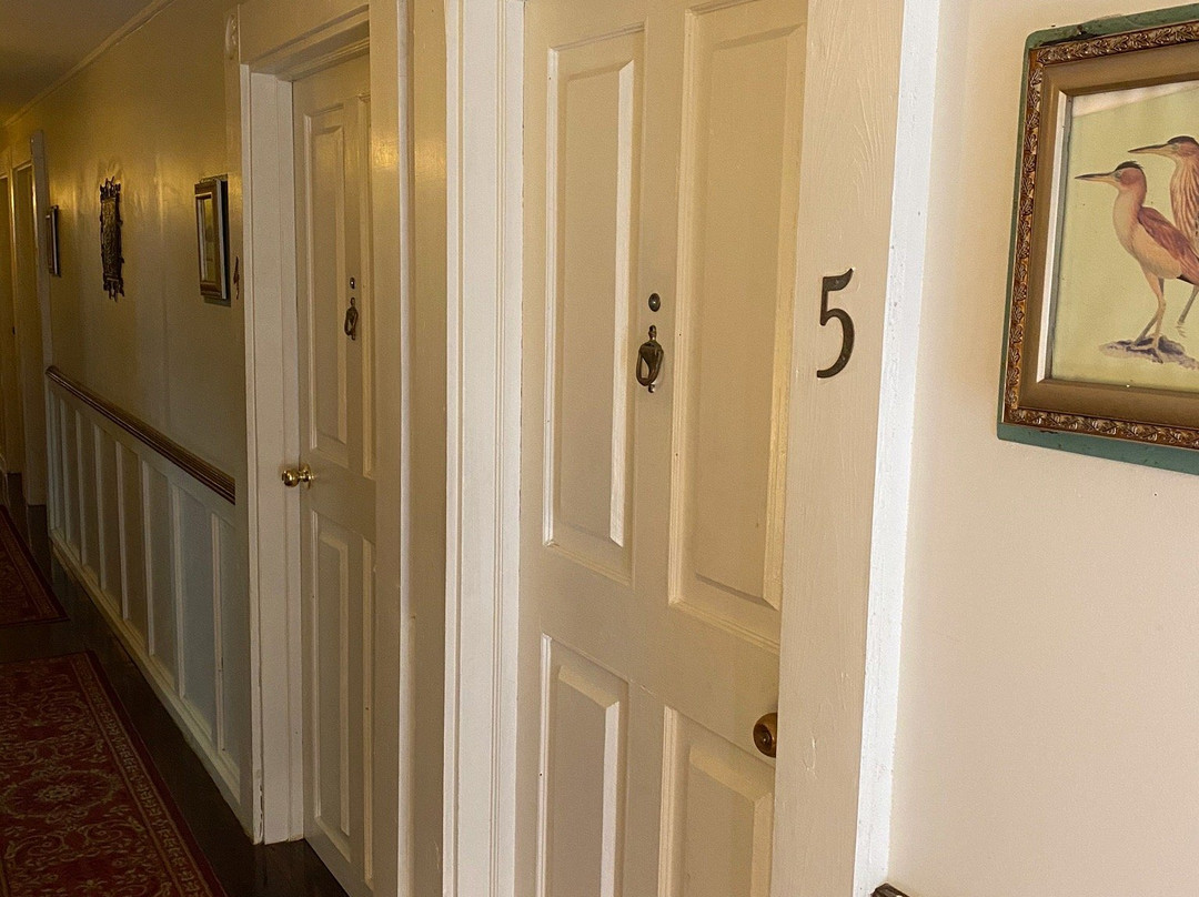 O'Keefe's Waterfront Inn主图