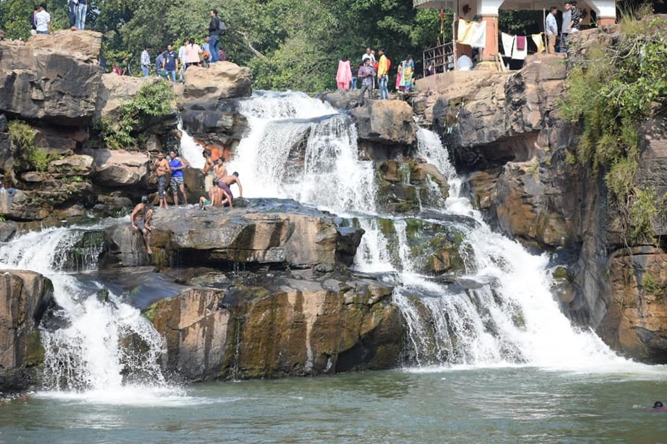 Koiliguhar Waterfall景点图片