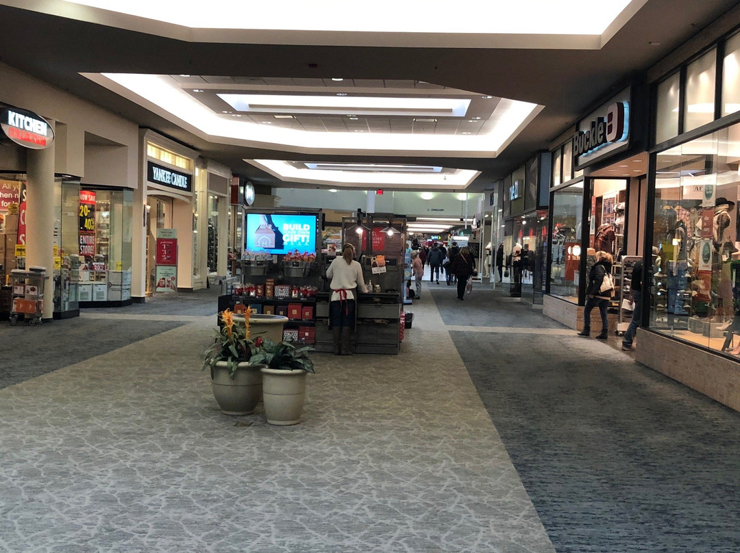 Meadowbrook Mall-Bridgeport必去景点