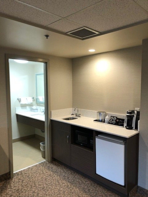 Clarion Hotel & Suites主图