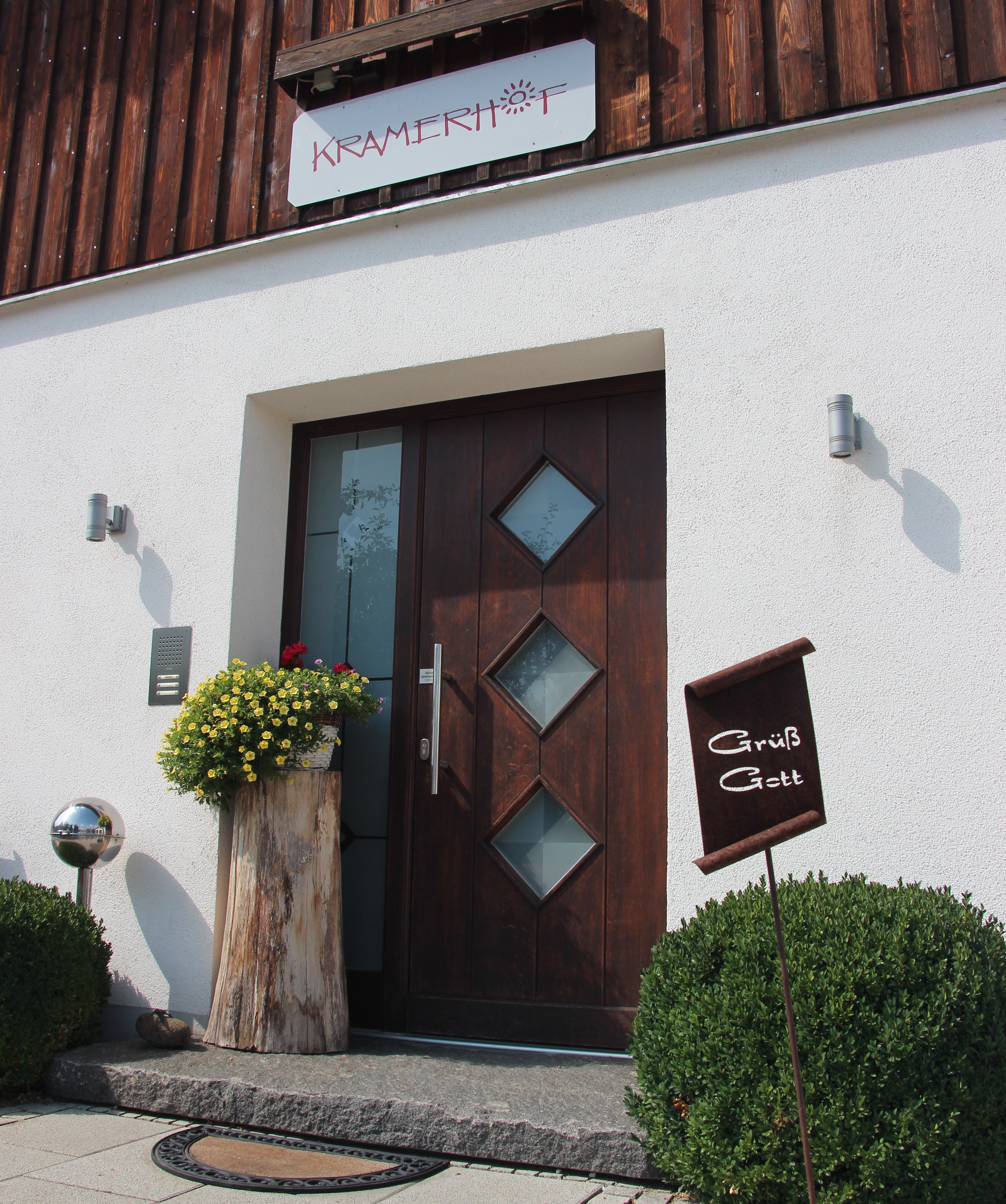 Kramerhof Pension & Appartments-portrait