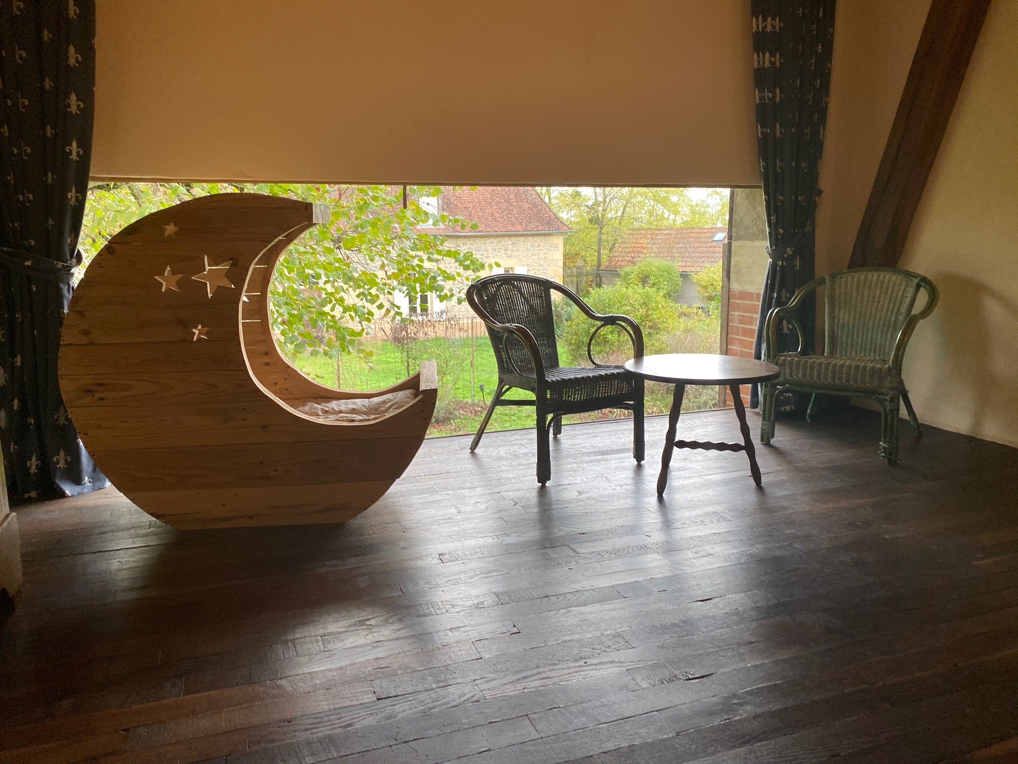 Domaine Du Bourg-官方