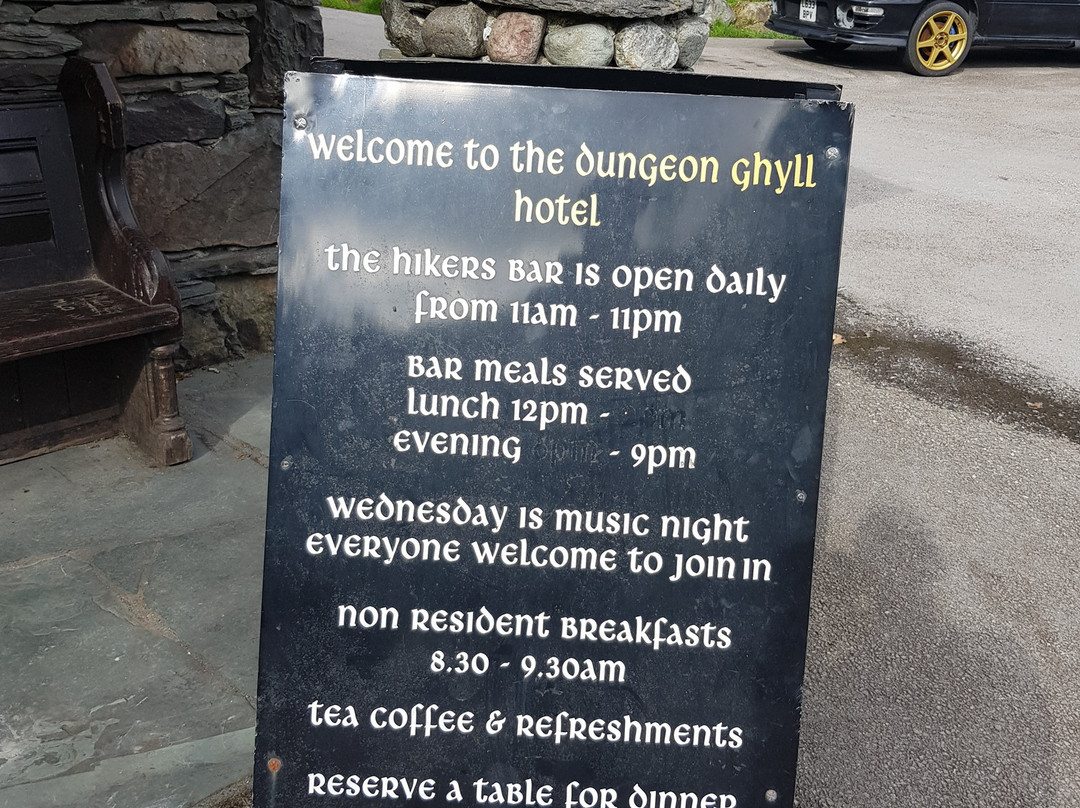 The Old Dungeon Ghyll Hotel主图