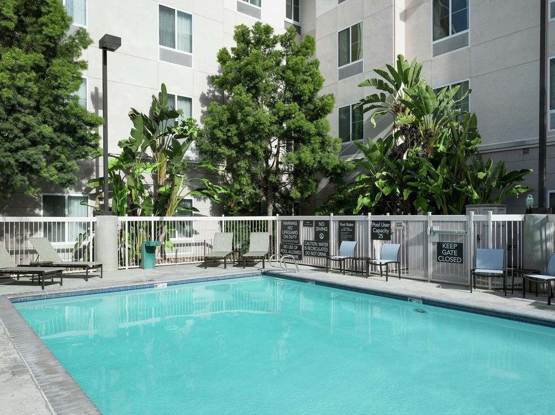 希尔顿Homewood套房弗雷斯诺机场/克洛维斯酒店主图