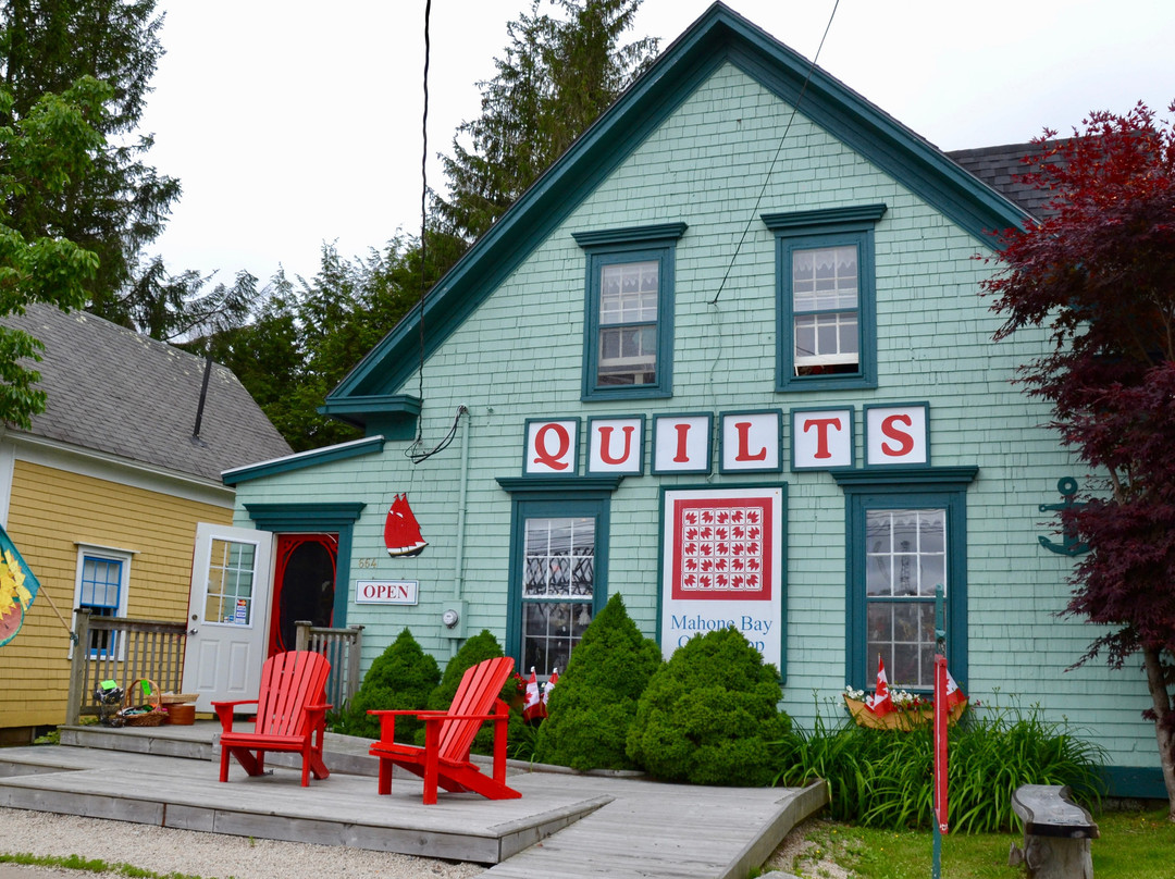 Mahone Bay Quilt Shop景点图片