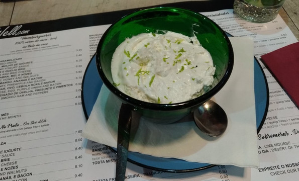 Well.Com Coffee Bar-沙尔必去景点