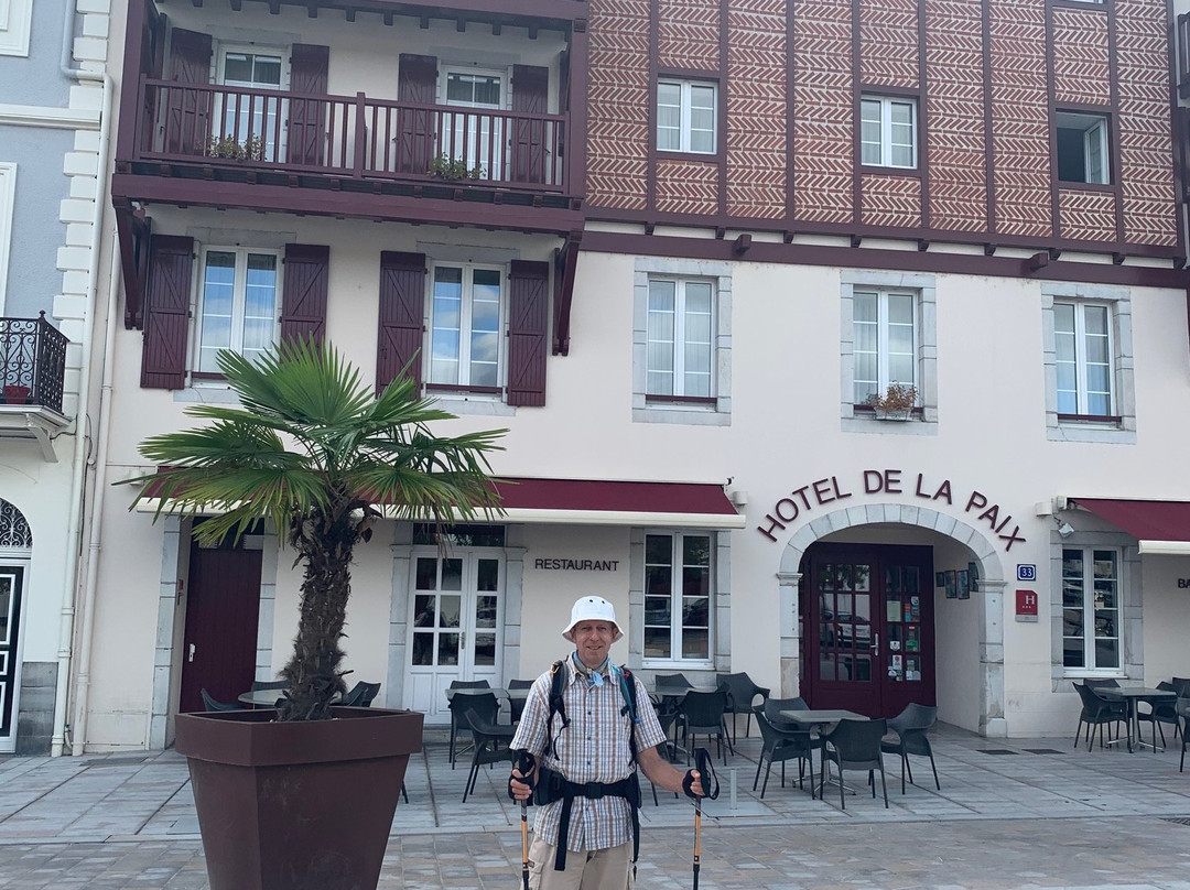 Hotel De La Paix主图