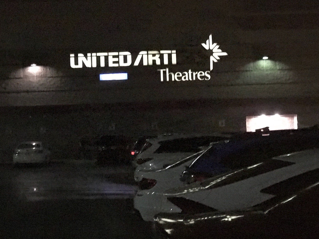 Regal Ua Farmingdale-法明代尔必去景点