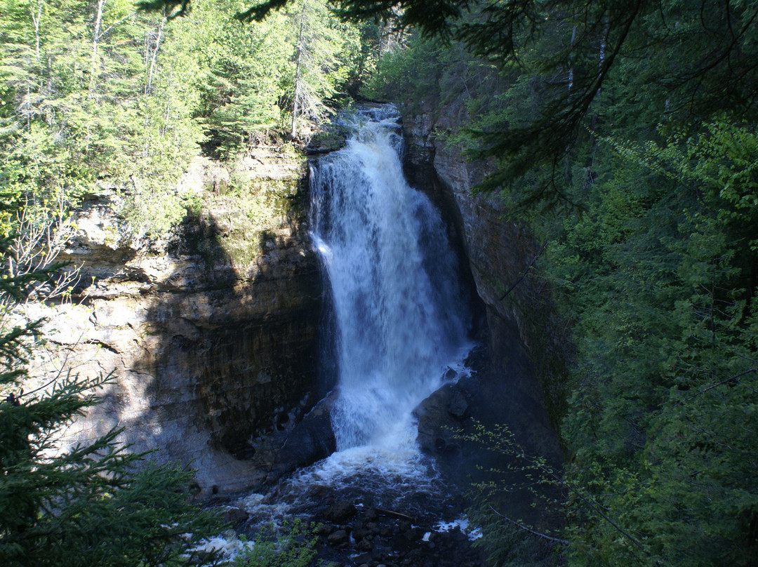 缪尼辛旅游景点-Miners Falls