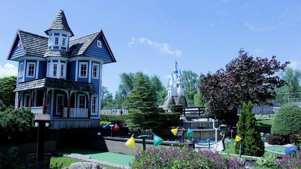 Fox Lake旅游景点-Kristof's Entertainment Center