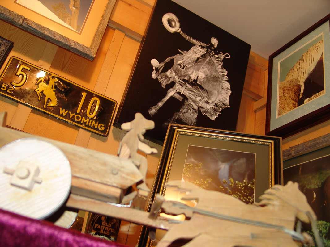 Grabo' Gallery of Fine Art Photography-拉勒米必去景点