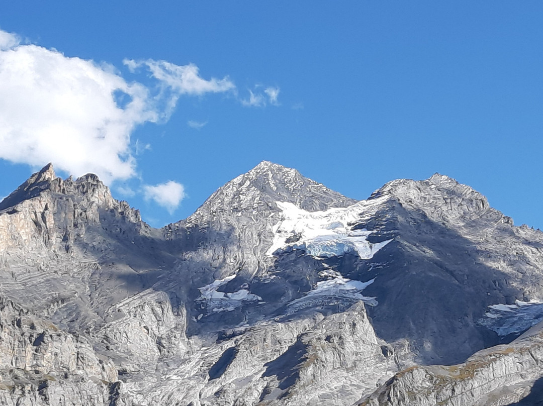 Berghotel Oeschinensee主图