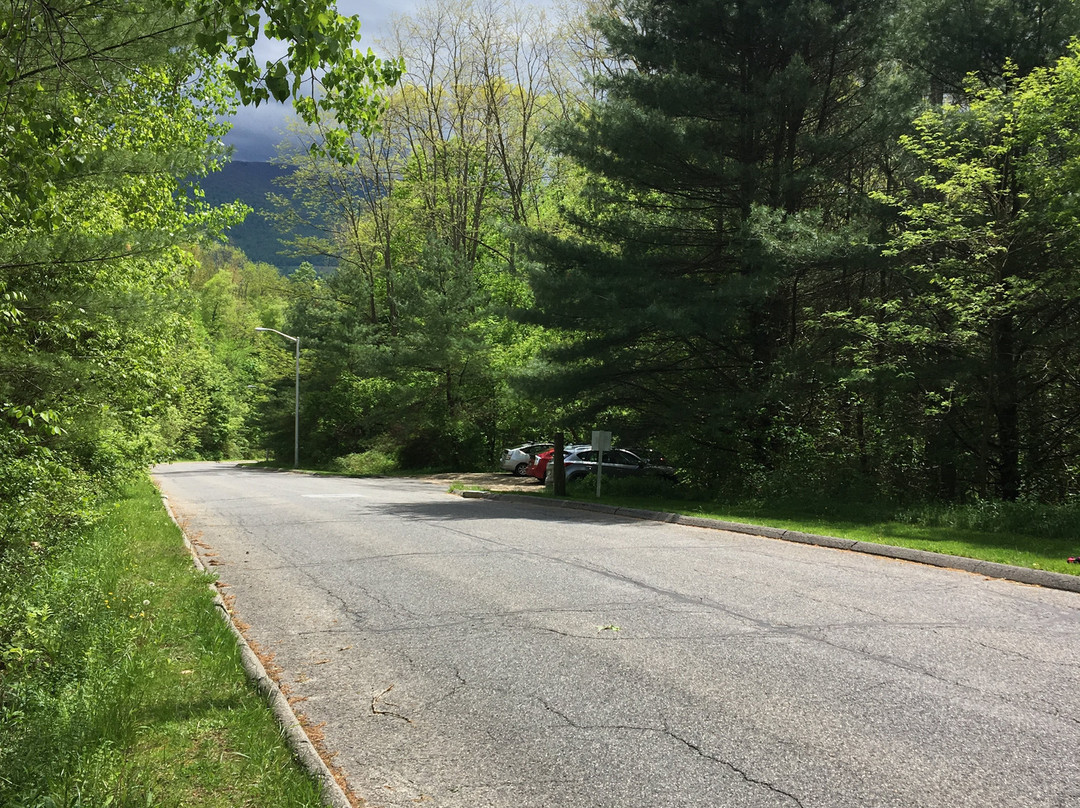 Clarksburg State Park-Clarksburg必去景点