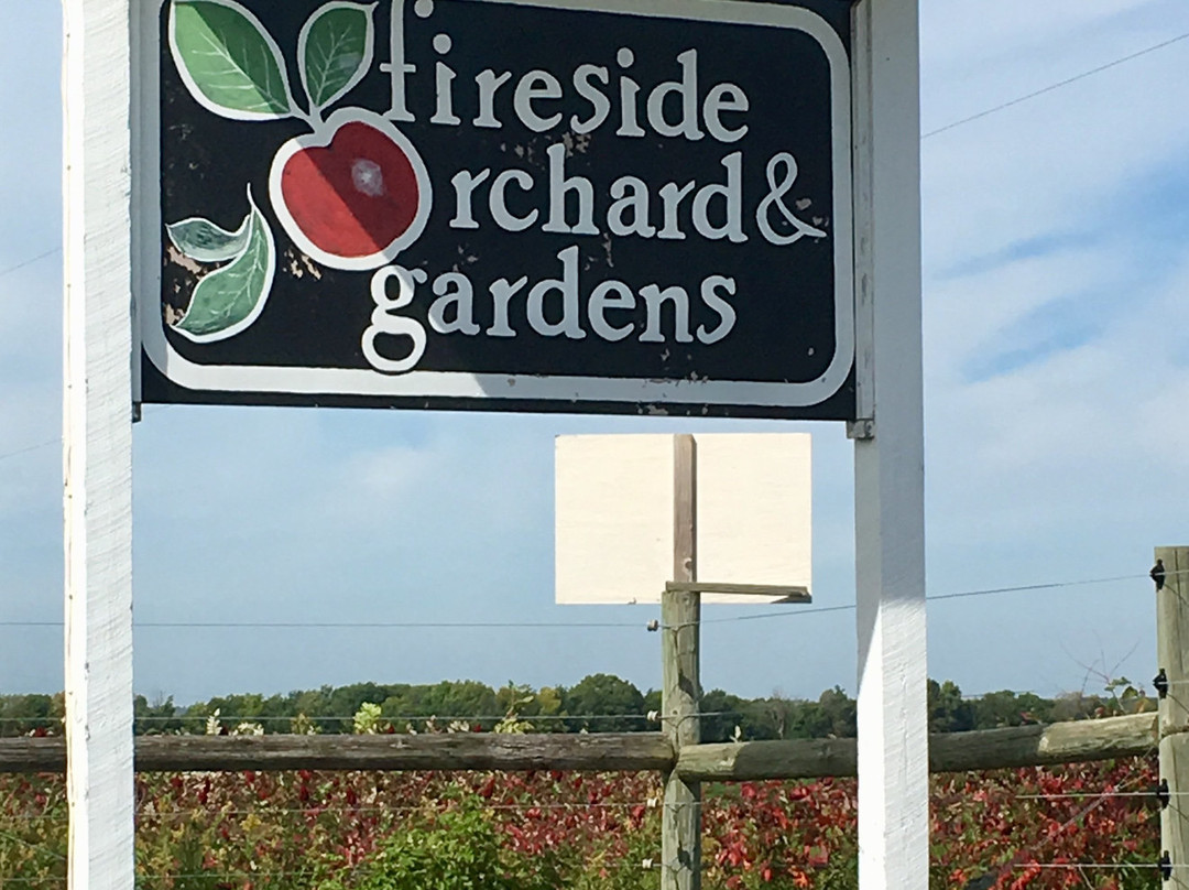Fireside Orchard and Gardens景点图片
