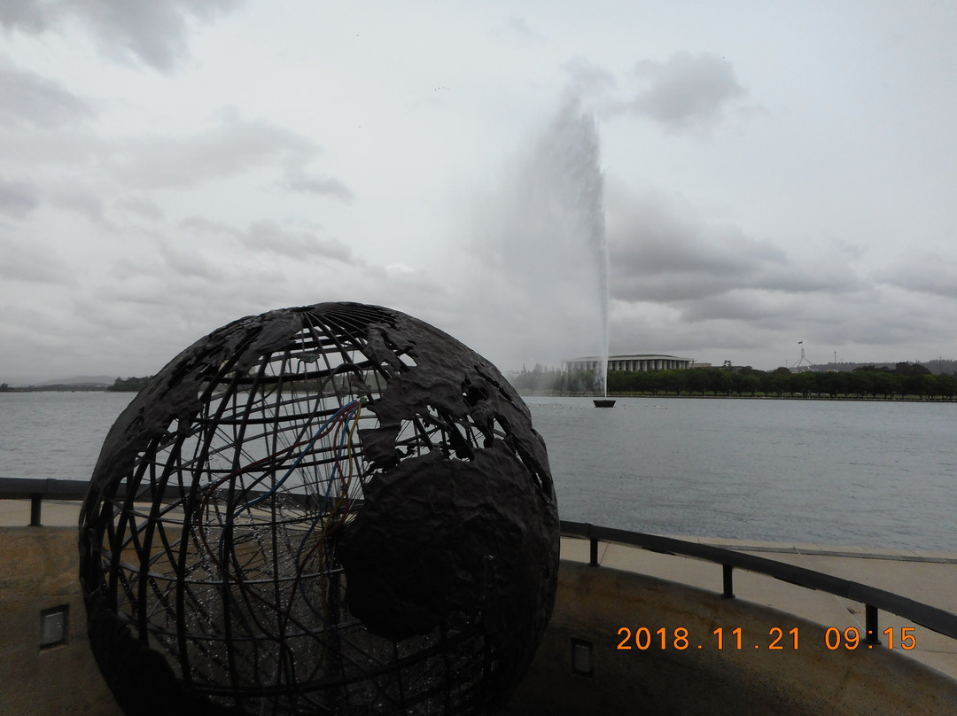 Captain Cook Memorial Globe-堪培拉必去景点