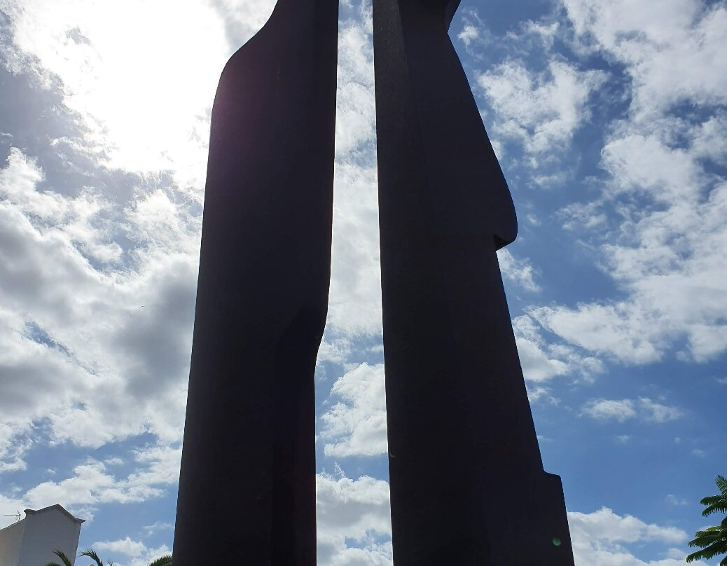 Parque Del Charco Sculpture-洛斯克里斯蒂亚诺斯必去景点