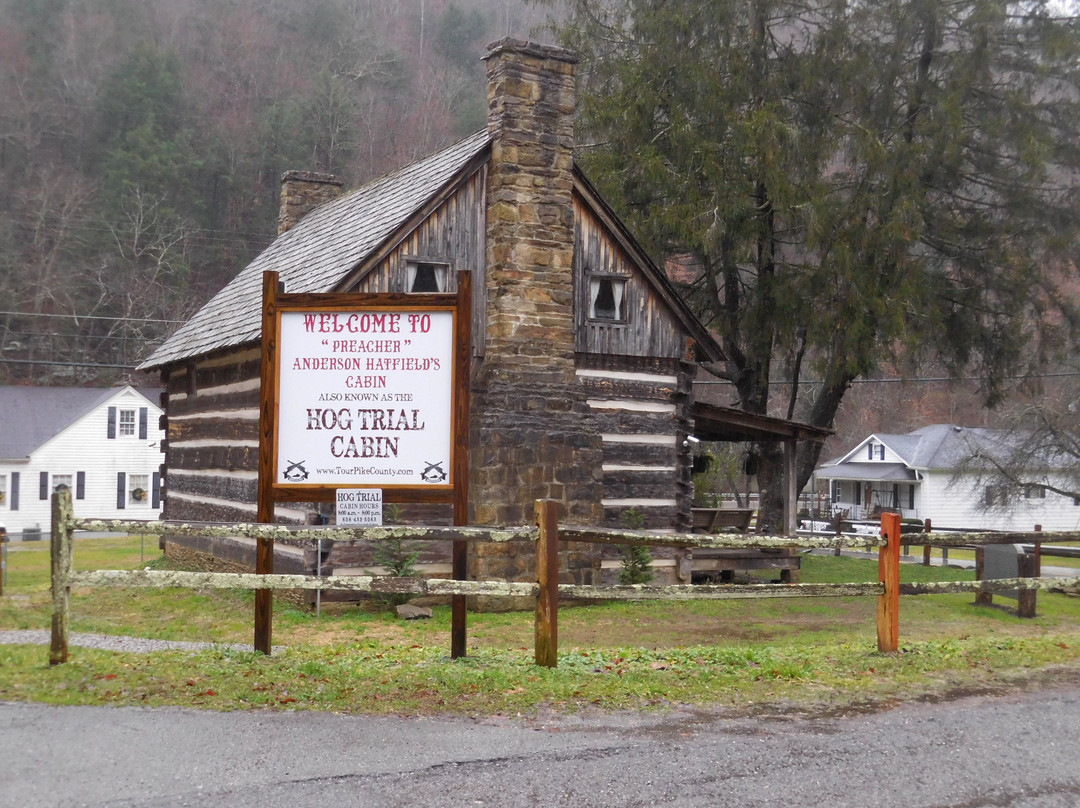 Hatfield and McCoy Historic Sites景点图片