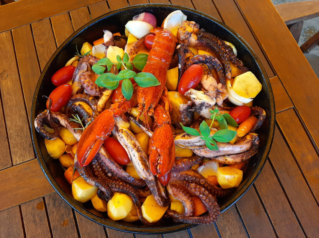 Gosdorf餐馆和美食-Carmel Ranch Slovenia Dalmatian House