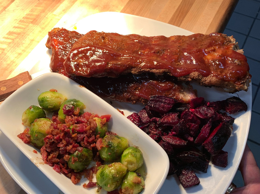 Thriving Thistle Market主图