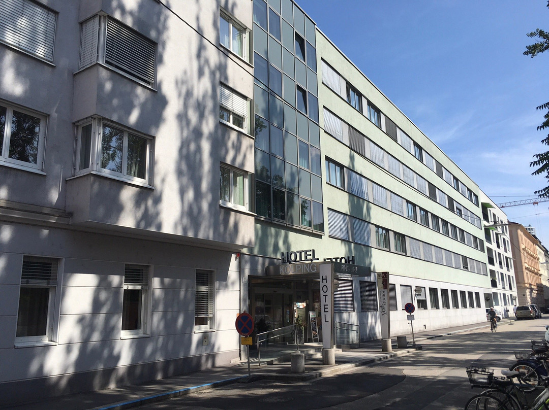 科尔平酒店主图