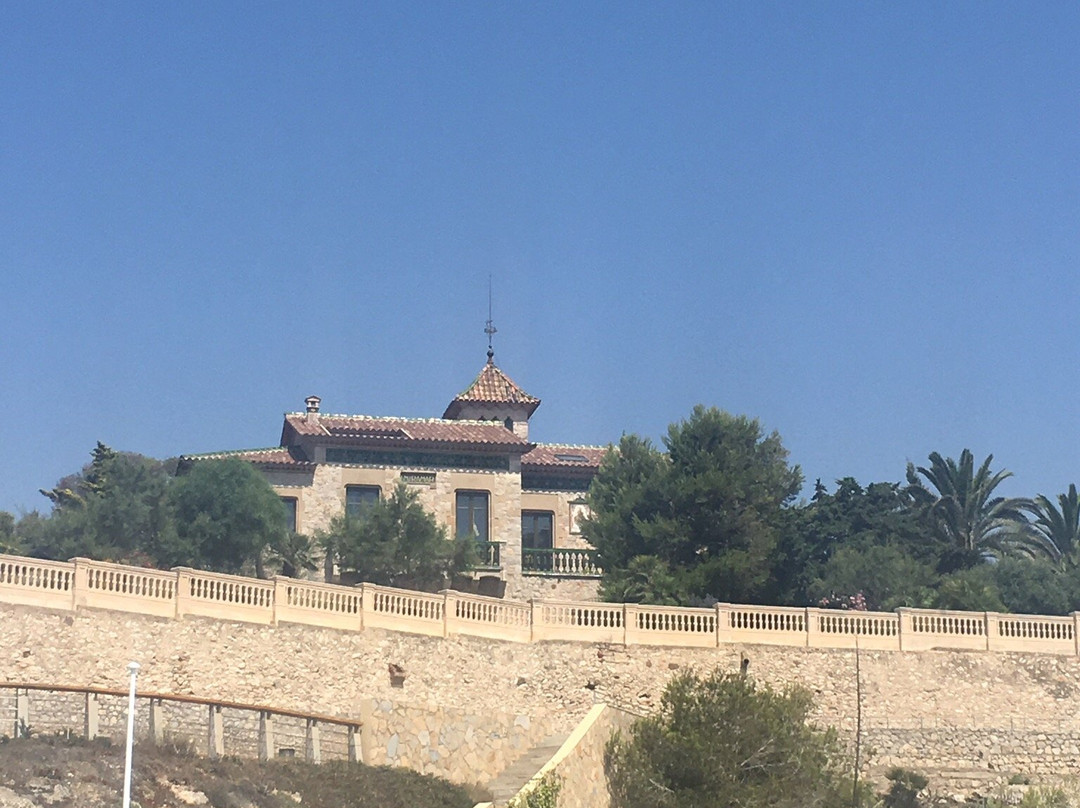 Platja De Sant Gervasi-比利亚努埃瓦－赫尔特鲁必去景点