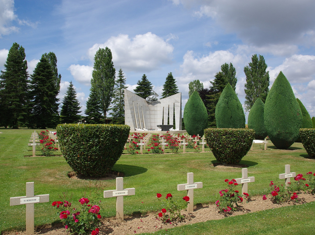 Cimetiere Polonais d'Urville景点图片