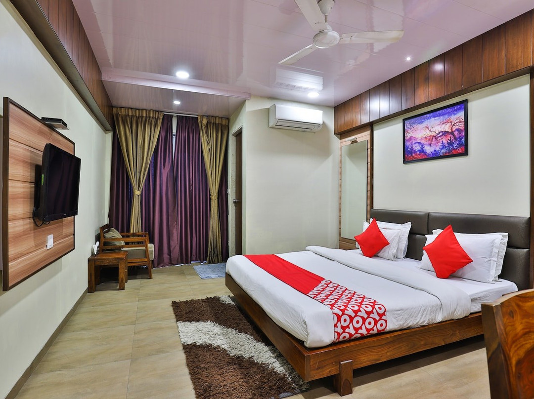 OYO 25065 Hotel Shree Daan主图