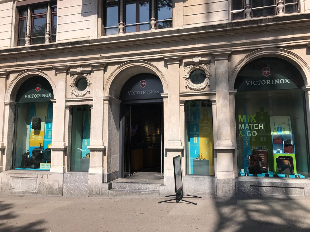 Victorinox Flagship Store Zurich-苏黎世必去景点