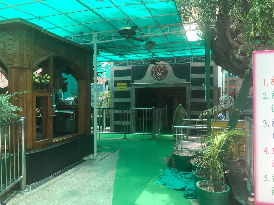 Gurudwara Tilla Baba Farid景点图片