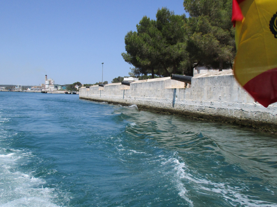 Water Taxi Menorca-Mahon必去景点