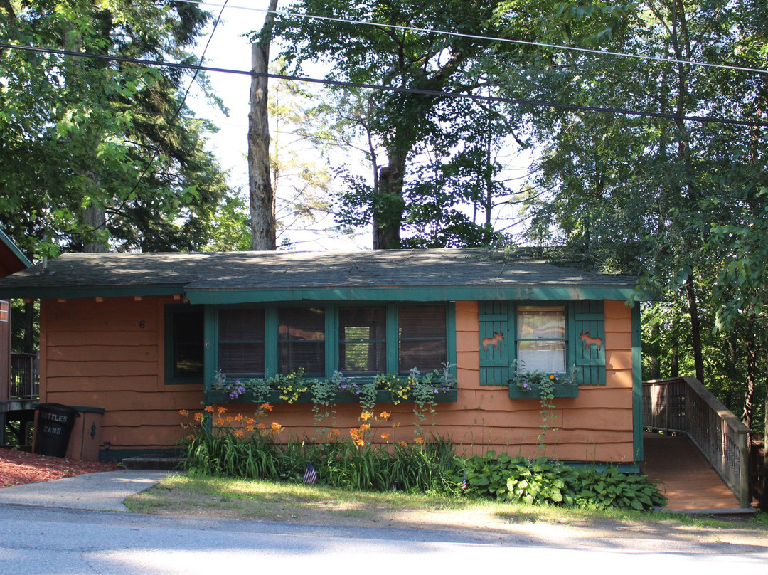 Adirondack Diamond Point Lodge主图