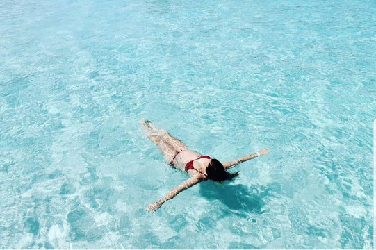 Cristiane Tour-阿拉伊阿尔港必去景点