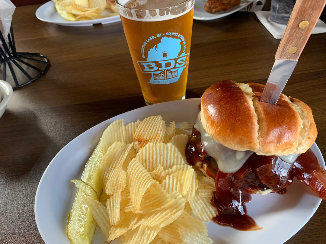 Back Door Saloon-霍顿莱克必去景点