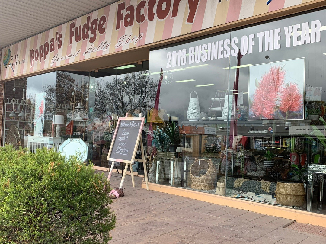 Poppa's Fudge & Jam Factory-Young必去景点