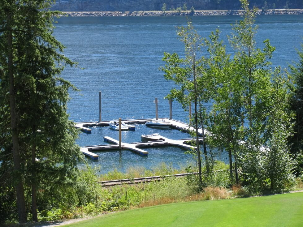 Hyde Mountain on Mara Lake Golf Course-Sicamous必去景点