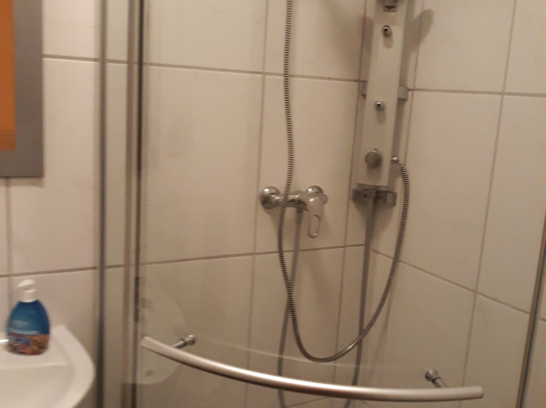 鲁思特奇乐霍夫旅馆主图