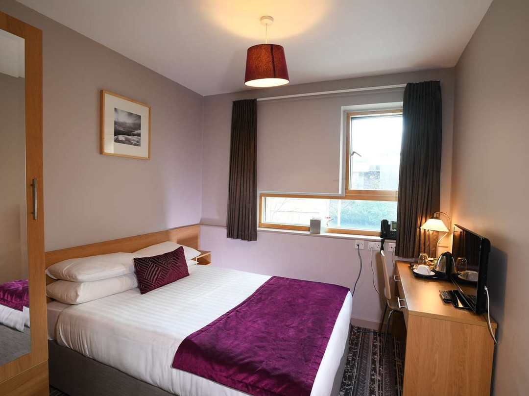 Lancaster Hotel主图