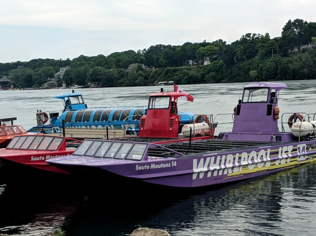 Whirlpool Jet Boat Tours景点图片