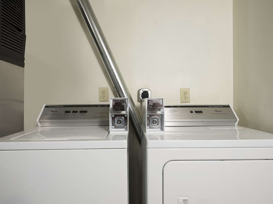 Super 8 by Wyndham Danville主图