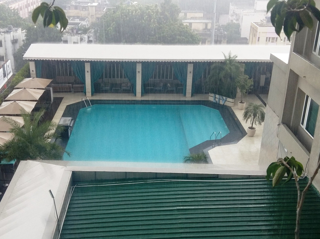 The Landmark Towers主图