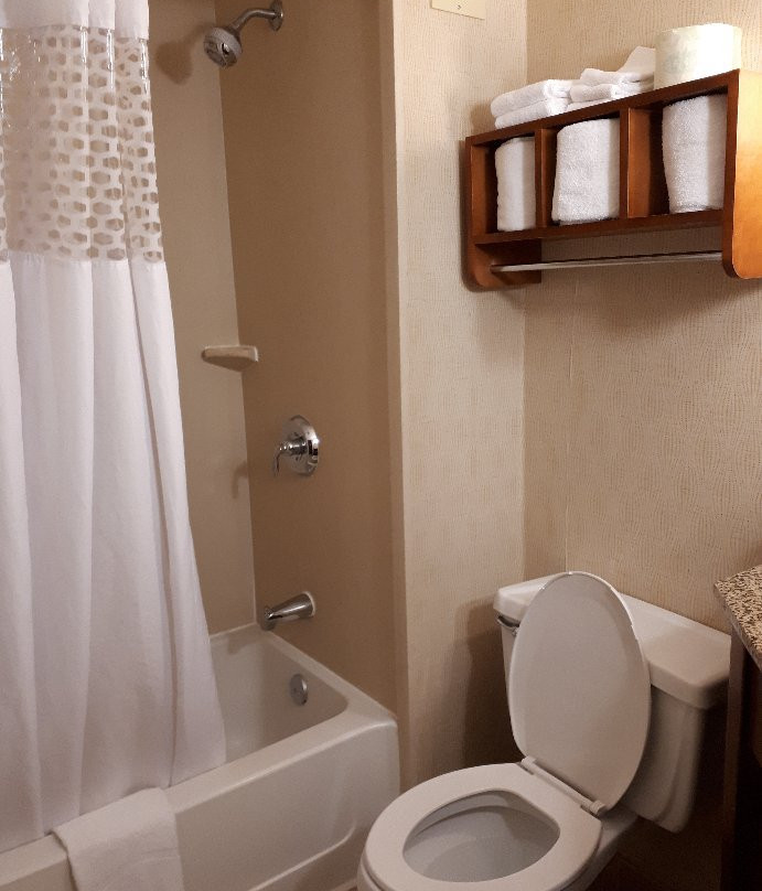 Hampton Inn Cleveland-Westlake主图