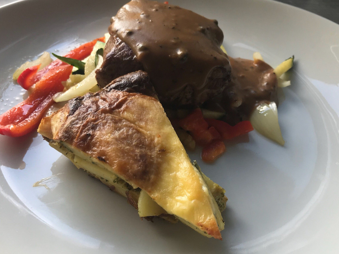 Ouwekamp, Ons Eetcafe