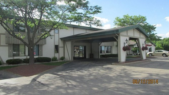 Shawano Four Seasons Hotel主图
