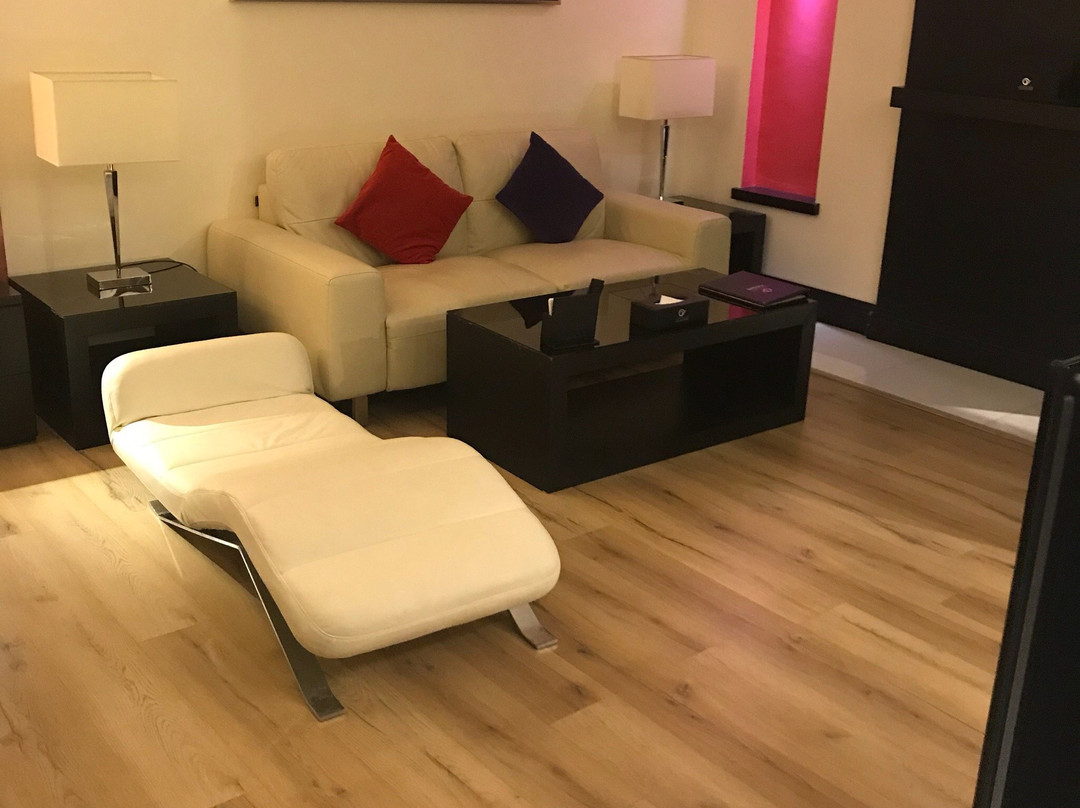 Grand Valley Hotel主图