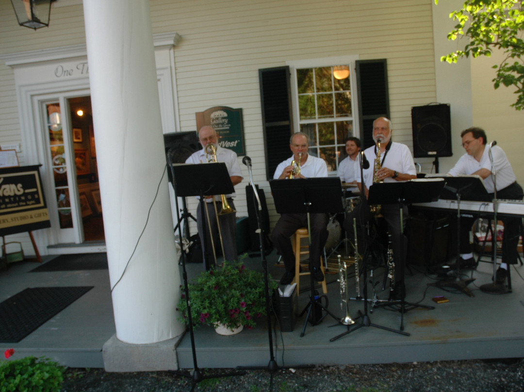 Gallery On The Green-伍德斯托克必去景点