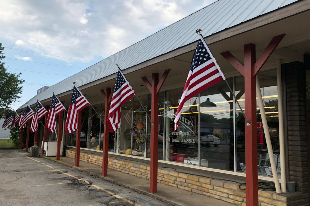 Rare Bird Antique Mall-Goodlettsville必去景点