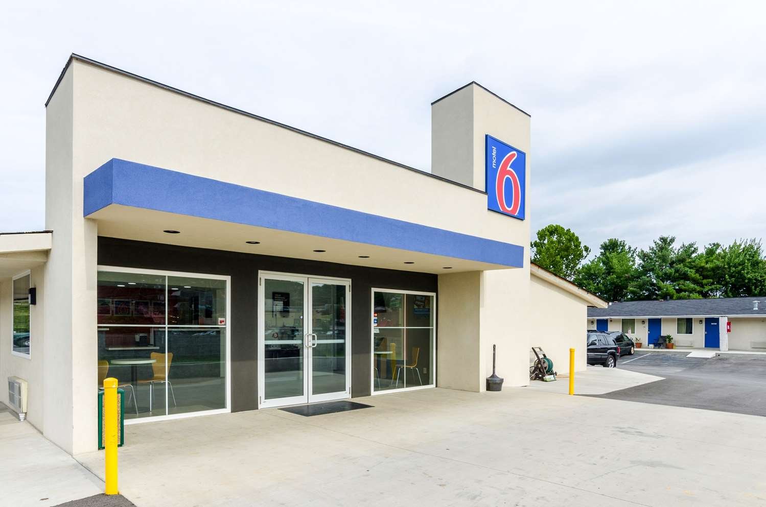 Motel 6 Troutville, VA-官方