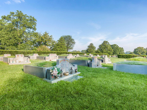 National Funeral Home and Memorial Park-福尔斯彻奇必去景点