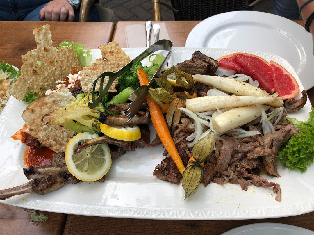 Sint Joost餐馆和美食-Greek Restaurant Paros